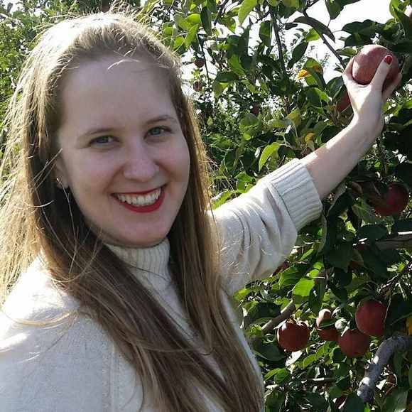 Meet your Posher, Patti - Picture 1 of 1